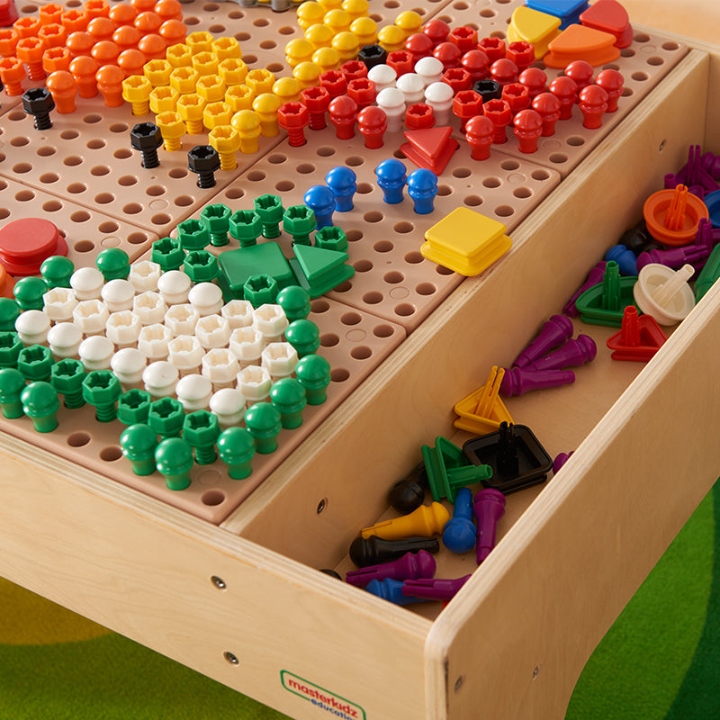 930L STEM Activity Table