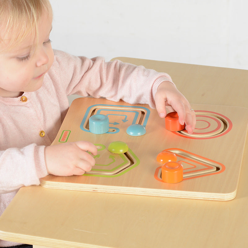 Geometric Sliding Game